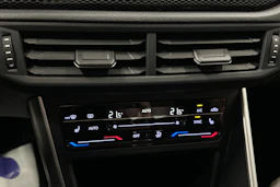 valkoinen Volkswagen Taigo 2024 kuva 23.