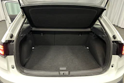 valkoinen Volkswagen Taigo 2024 kuva 26.