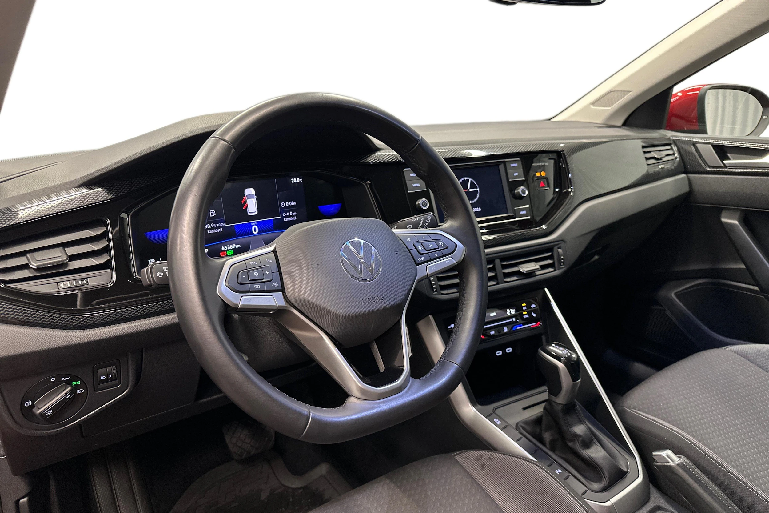 punainen Volkswagen Taigo 2024 kuva 6.