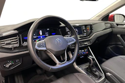 punainen Volkswagen Taigo 2024 kuva 6.