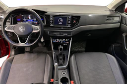 punainen Volkswagen Taigo 2024 kuva 7.
