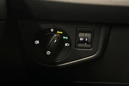 punainen Volkswagen Taigo 2024 kuva 14.