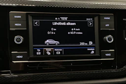 punainen Volkswagen Taigo 2024 kuva 26.
