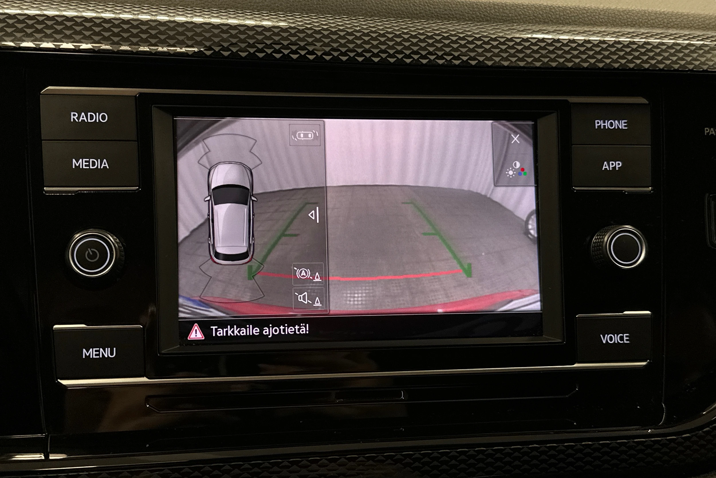 punainen Volkswagen Taigo 2024 kuva 27.