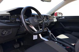 punainen Volkswagen Taigo 2024 kuva 3.