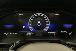 punainen Volkswagen Taigo 2024 kuva 13.