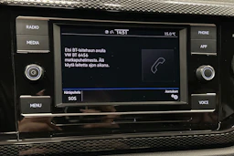 punainen Volkswagen Taigo 2024 kuva 18.