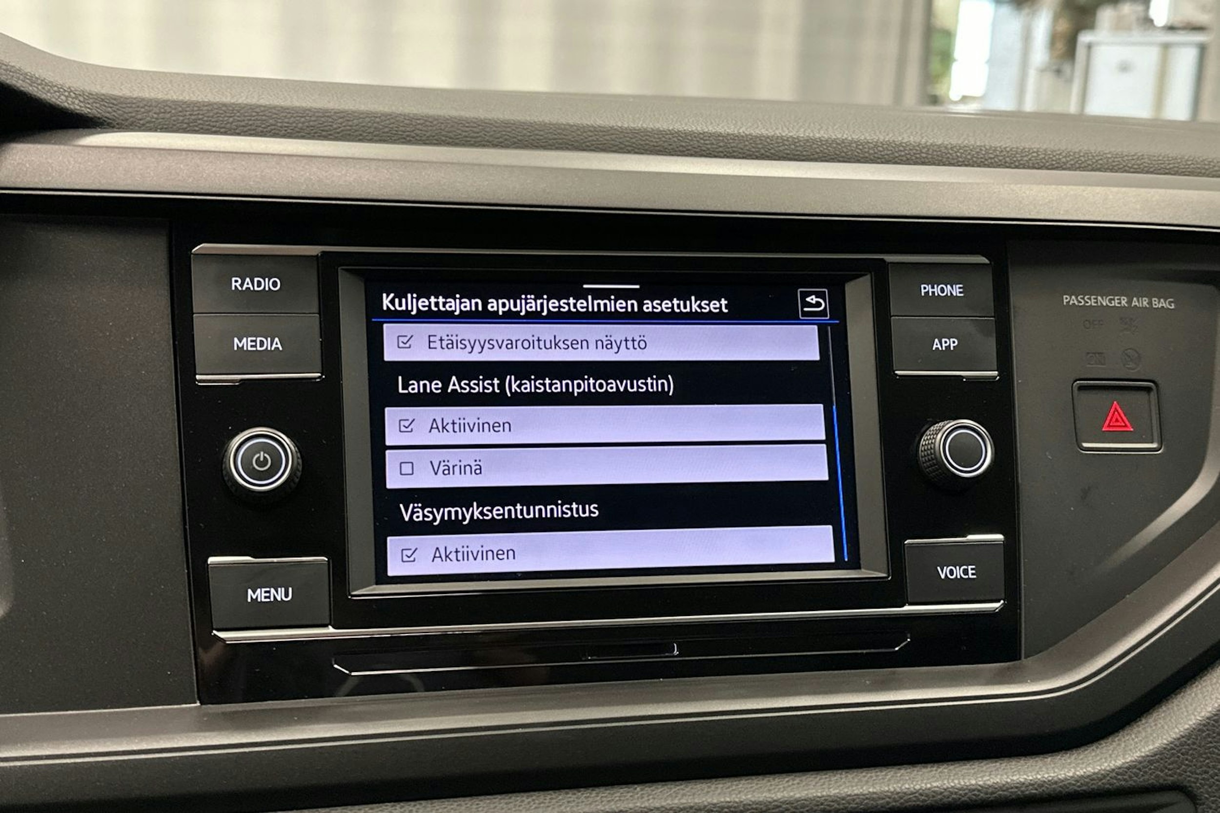 valkoinen Volkswagen Taigo 2024 kuva 22.