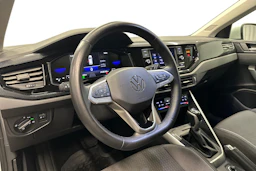 valkoinen Volkswagen Taigo 2024 kuva 6.