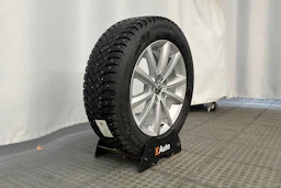 valkoinen Volkswagen Taigo 2024 kuva 10.