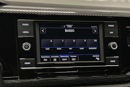 valkoinen Volkswagen Taigo 2024 kuva 18.