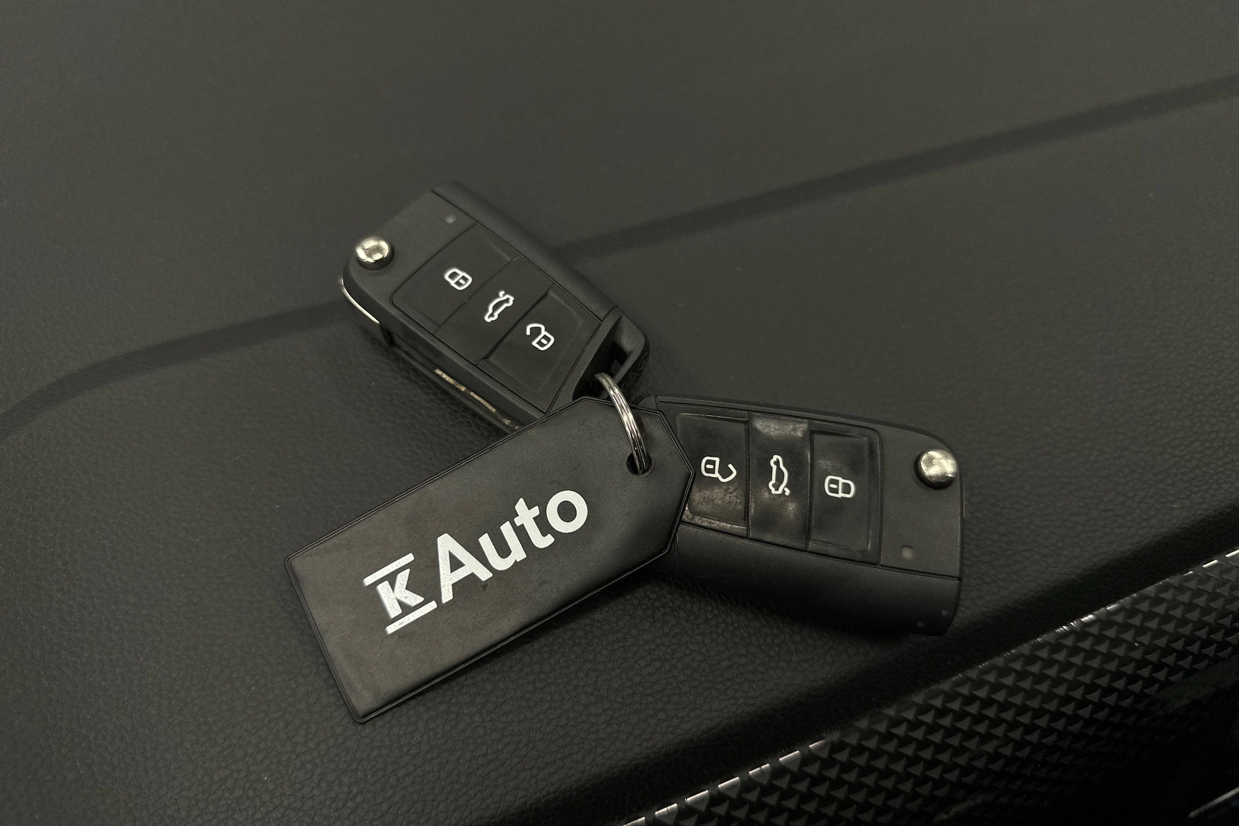 valkoinen Volkswagen Taigo 2024 kuva 30.