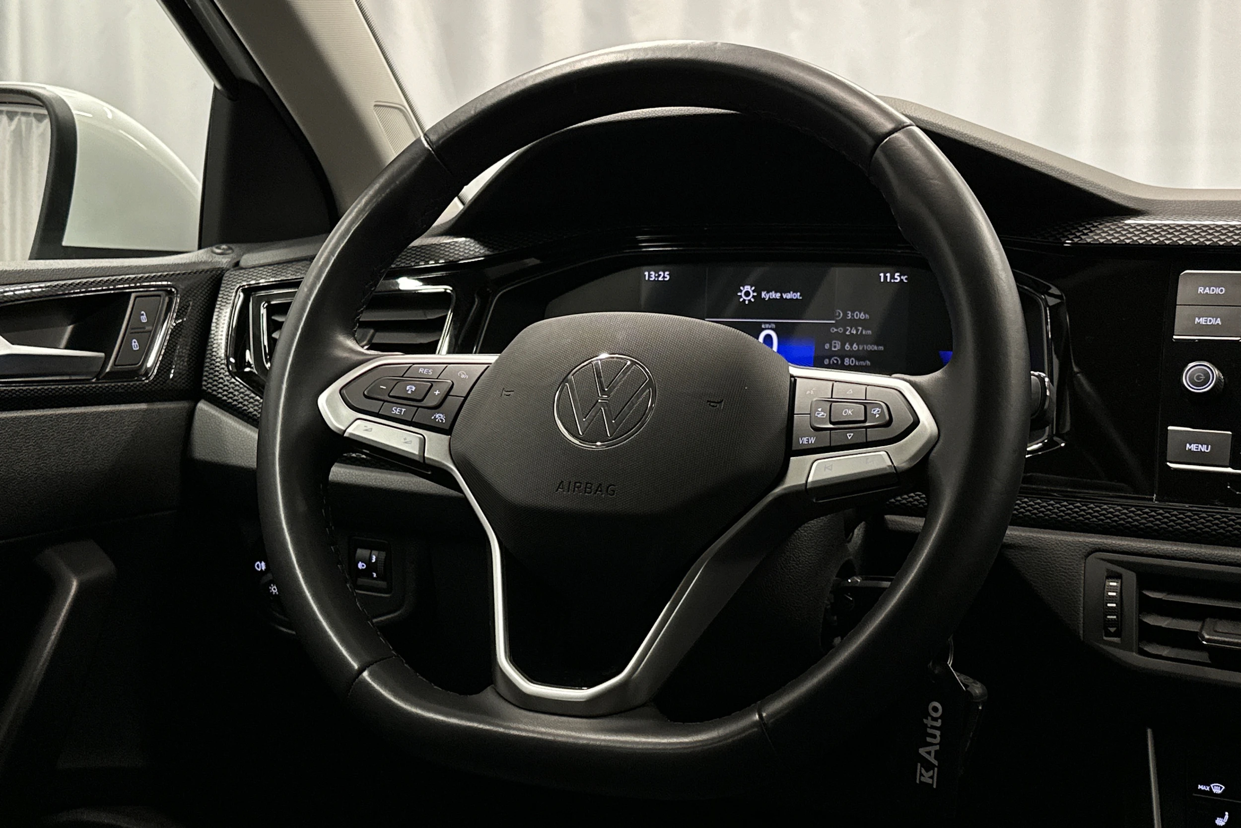 valkoinen Volkswagen Taigo 2024 kuva 13.