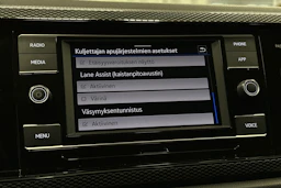 valkoinen Volkswagen Taigo 2024 kuva 19.