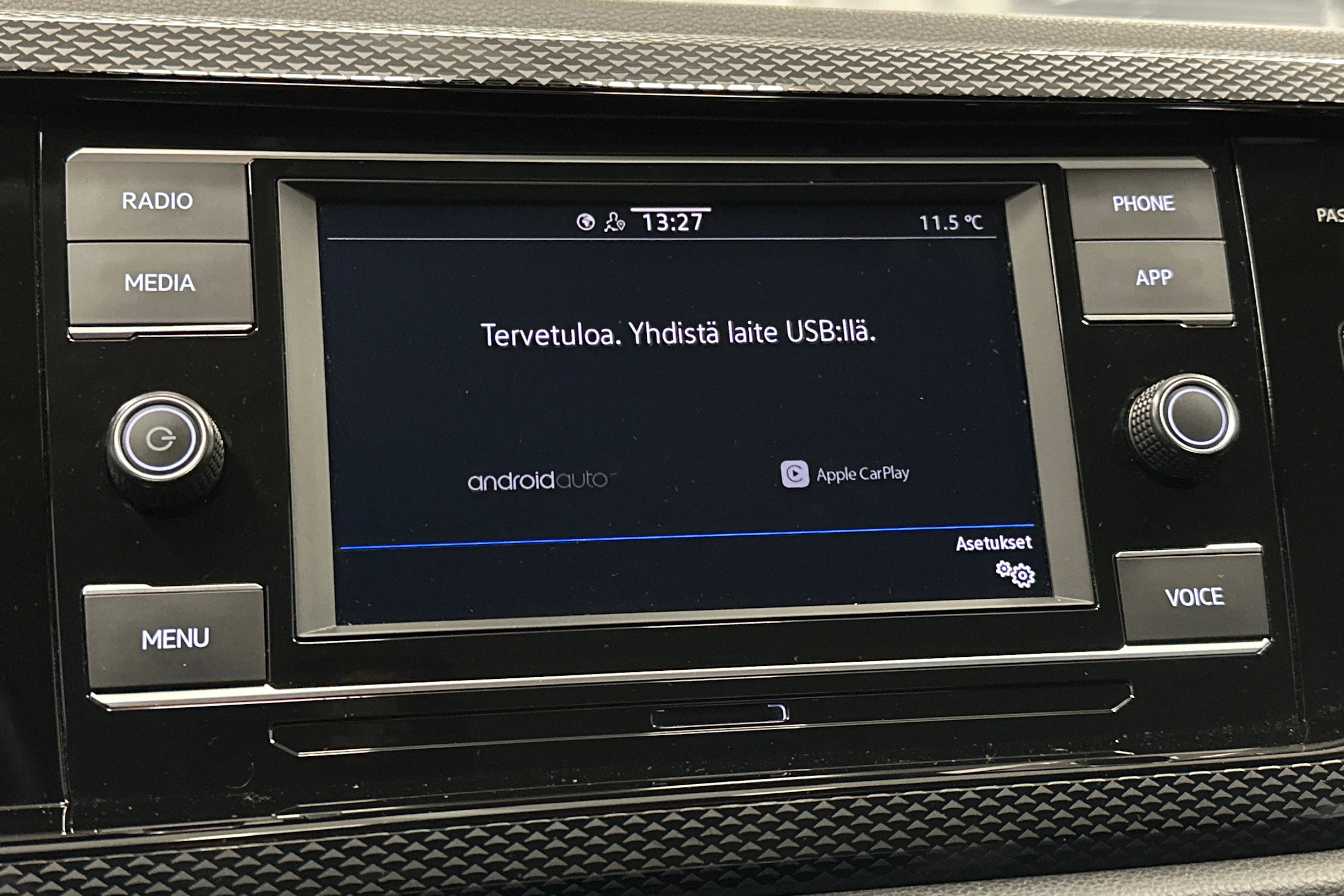 valkoinen Volkswagen Taigo 2024 kuva 20.