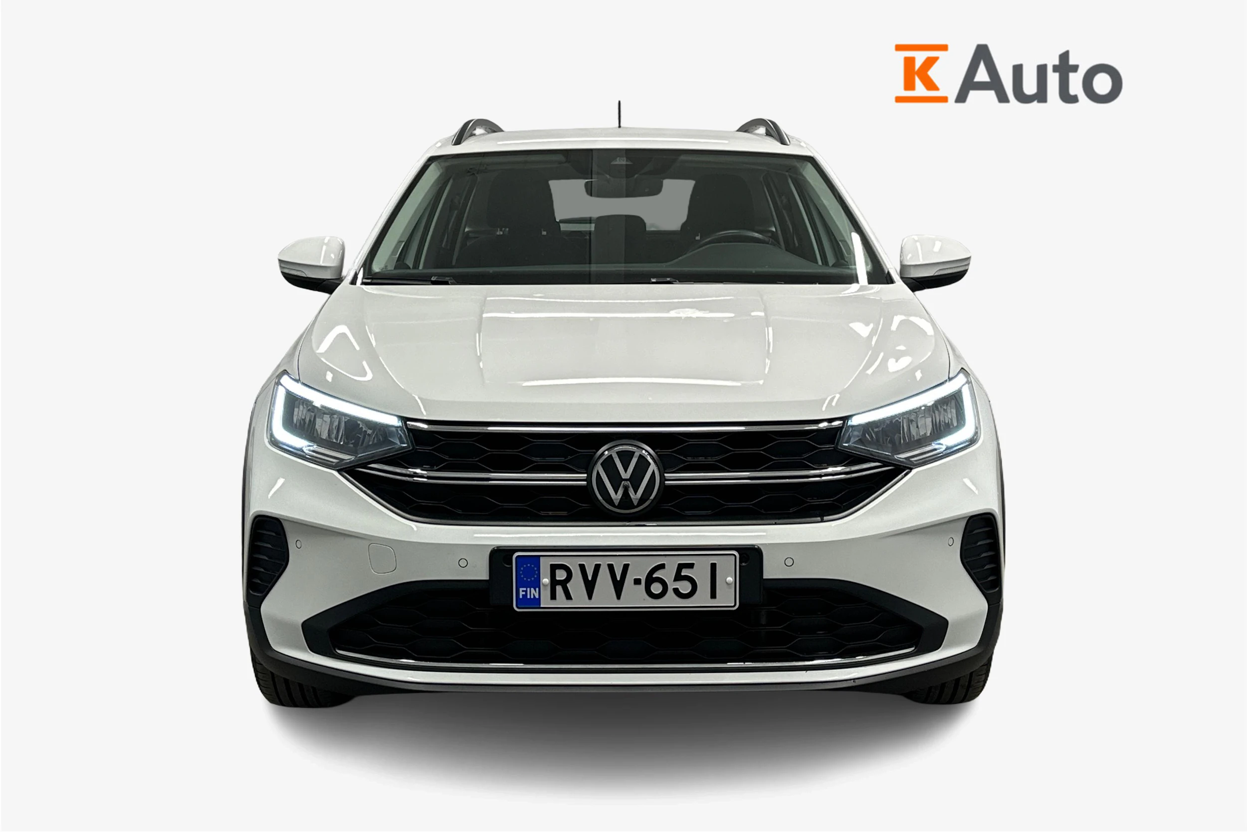 valkoinen Volkswagen Taigo 2024 kuva 4.