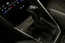 valkoinen Volkswagen Taigo 2024 kuva 24.