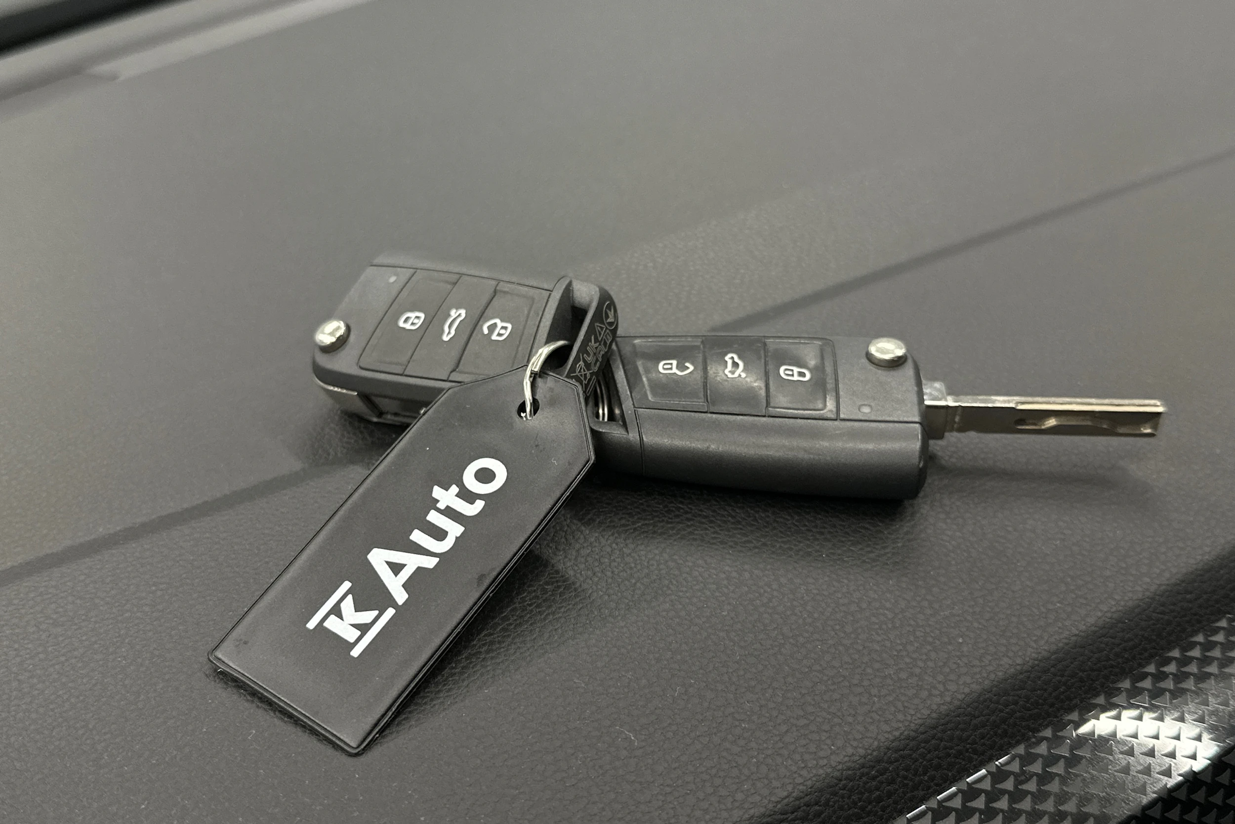 valkoinen Volkswagen Taigo 2024 kuva 26.