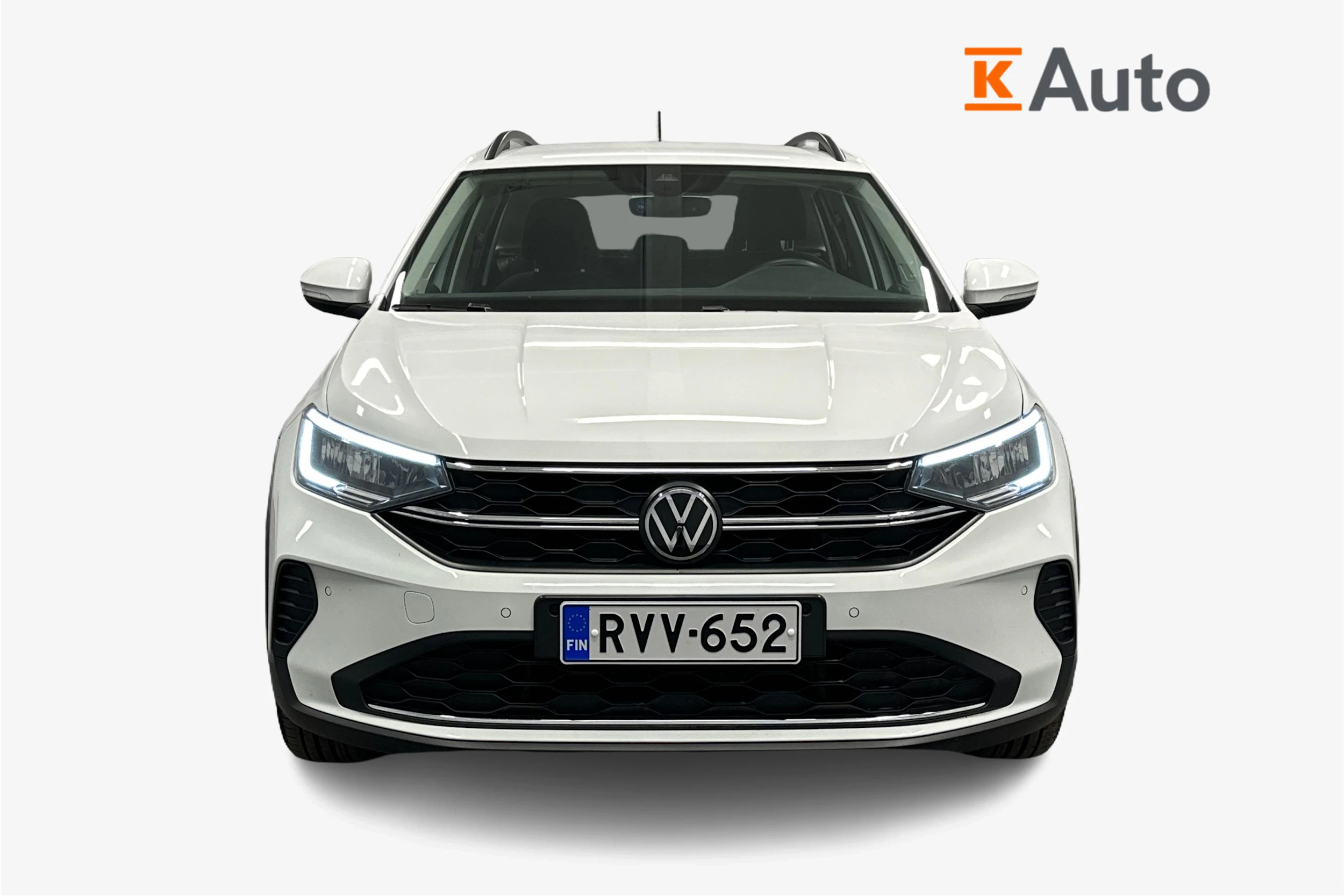 valkoinen Volkswagen Taigo 2024 kuva 4.