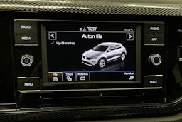 valkoinen Volkswagen Taigo 2024 kuva 19.