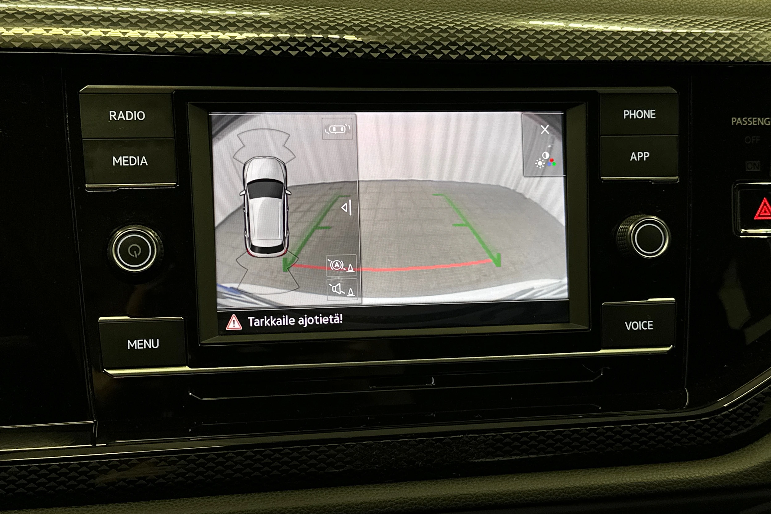 valkoinen Volkswagen Taigo 2024 kuva 22.