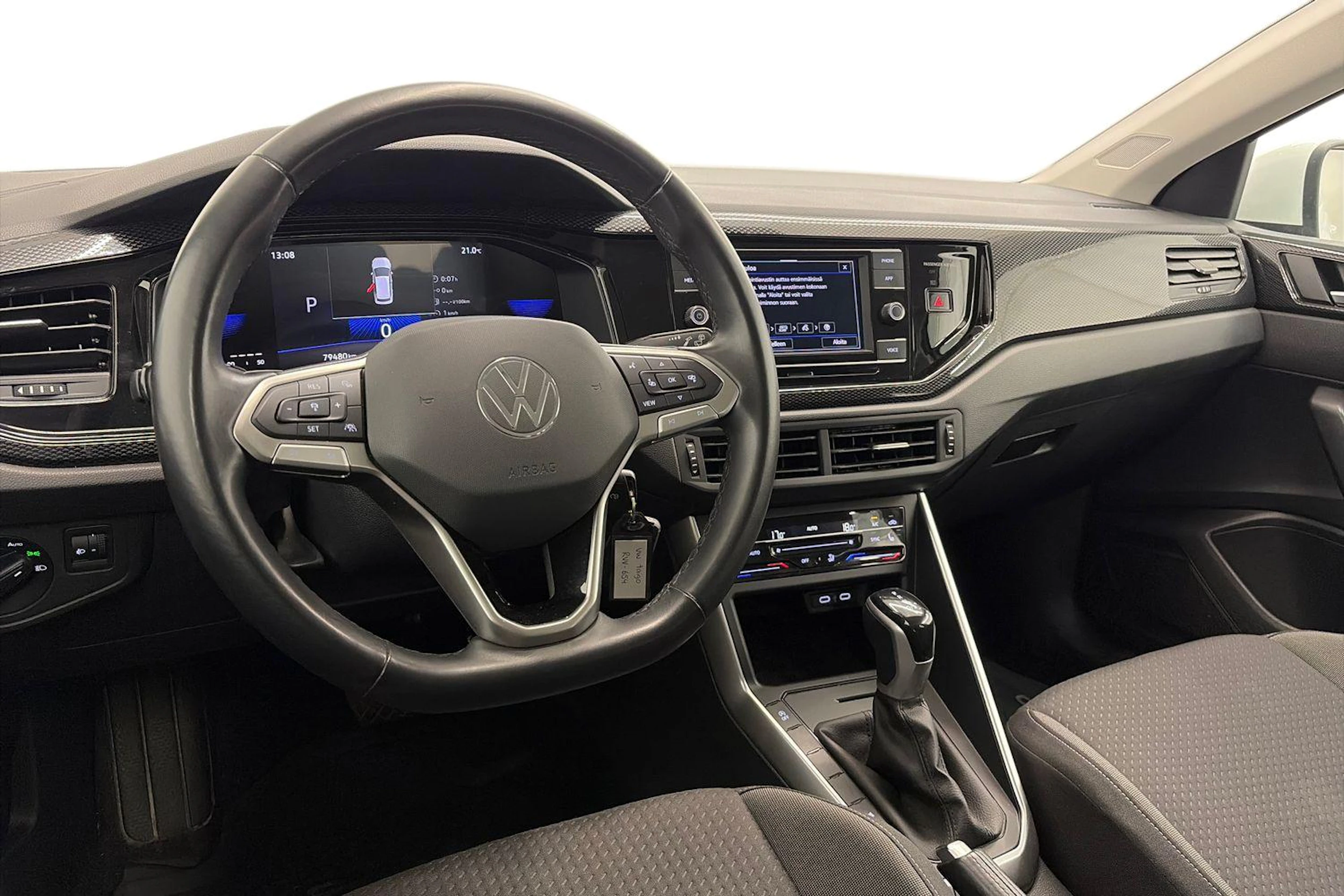 valkoinen Volkswagen Taigo 2024 kuva 6.