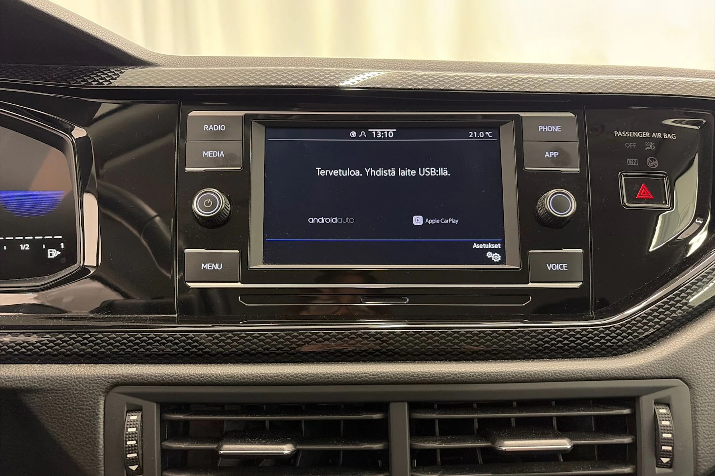 valkoinen Volkswagen Taigo 2024 kuva 17.
