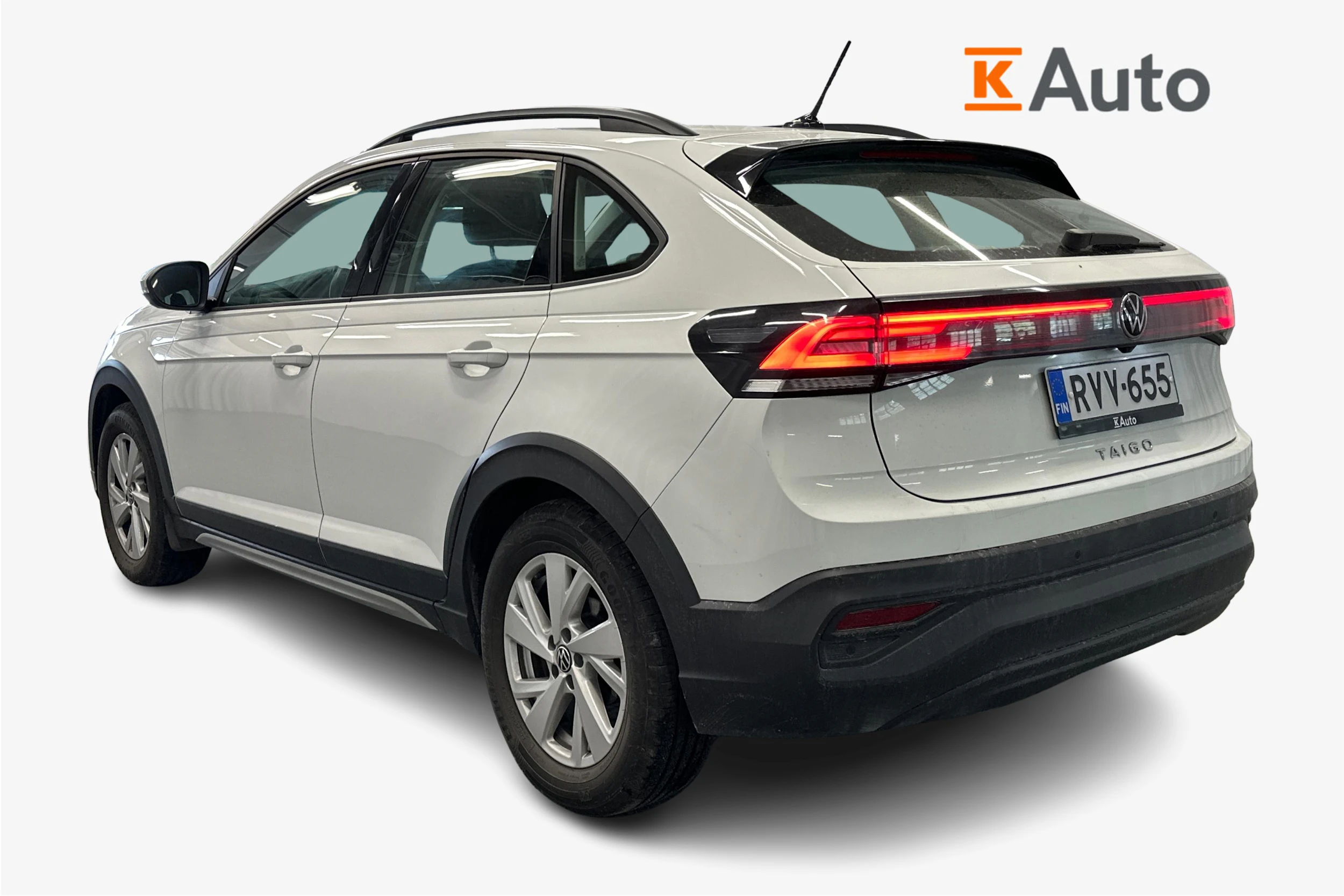 valkoinen Volkswagen Taigo 2024 kuva 2.