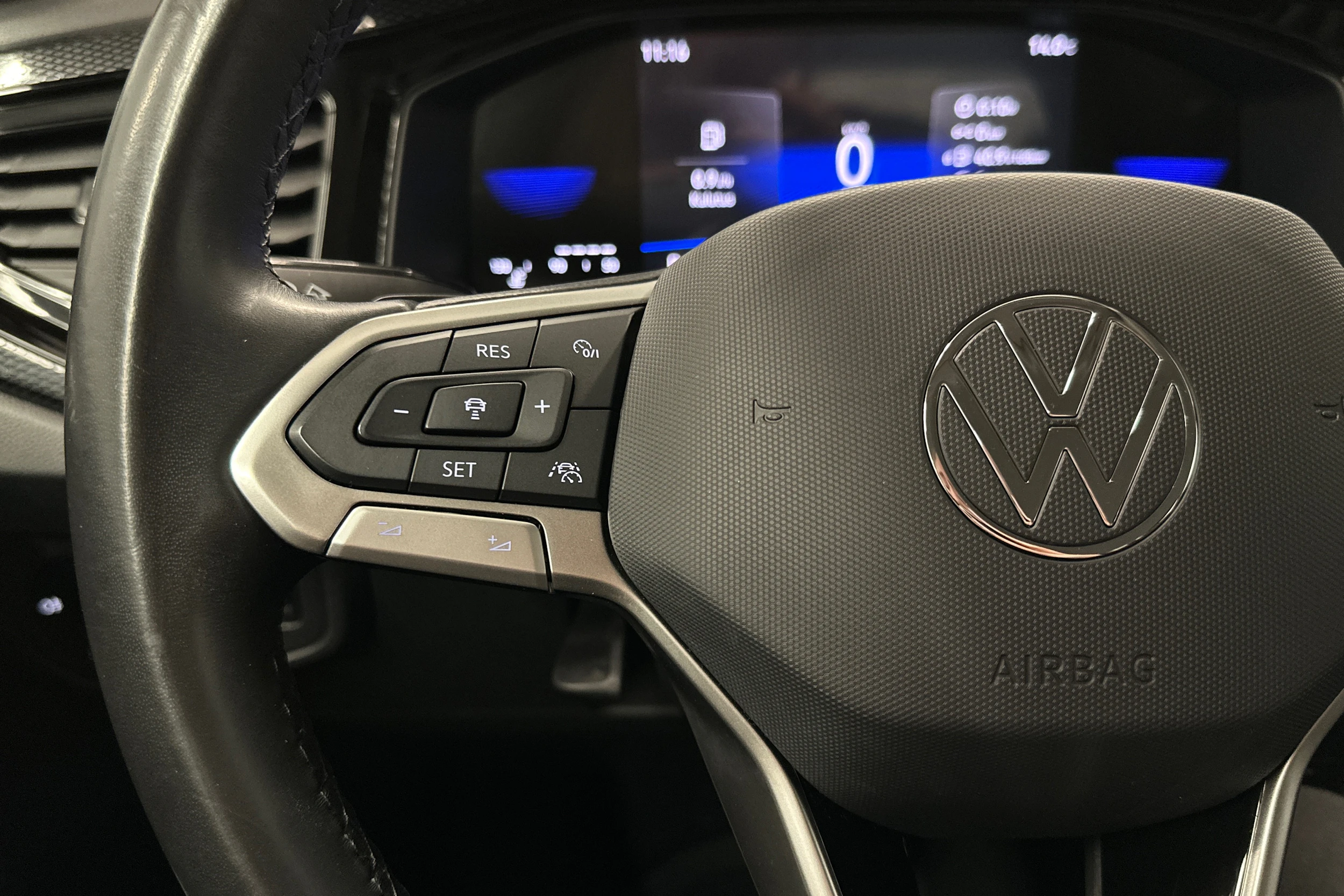 valkoinen Volkswagen Taigo 2024 kuva 11.