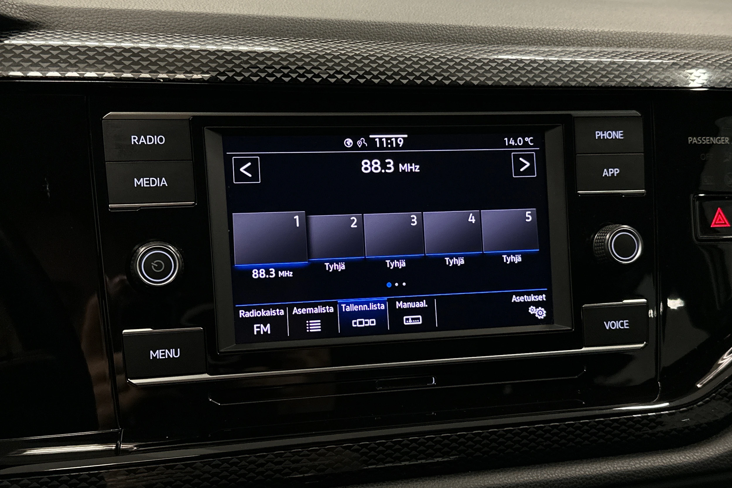 valkoinen Volkswagen Taigo 2024 kuva 17.