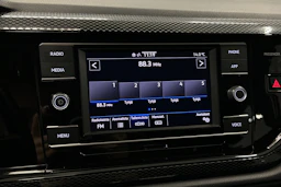 valkoinen Volkswagen Taigo 2024 kuva 17.