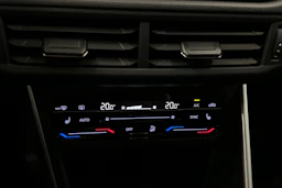 valkoinen Volkswagen Taigo 2024 kuva 24.