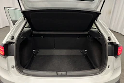 valkoinen Volkswagen Taigo 2024 kuva 26.