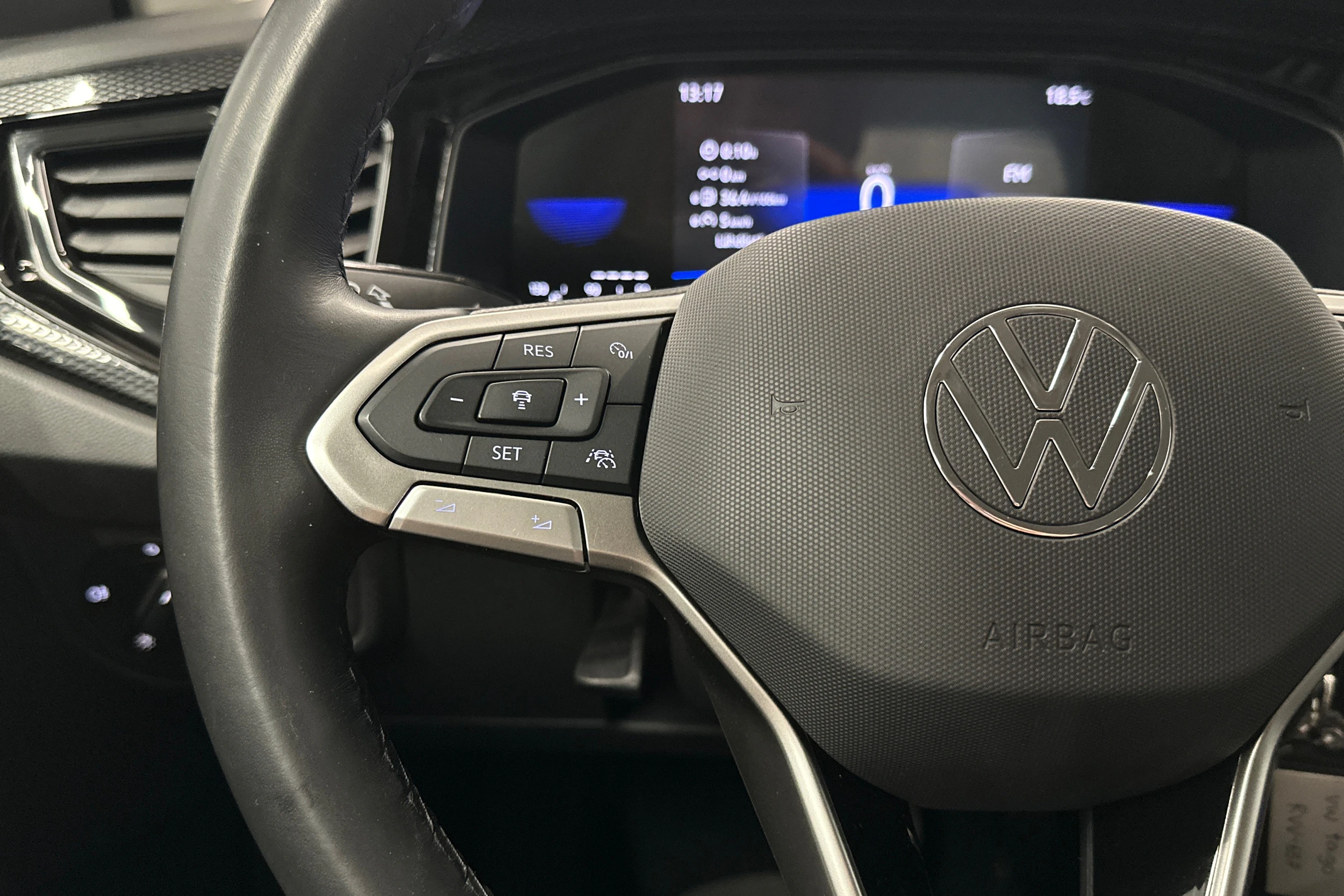 valkoinen Volkswagen Taigo 2024 kuva 11.