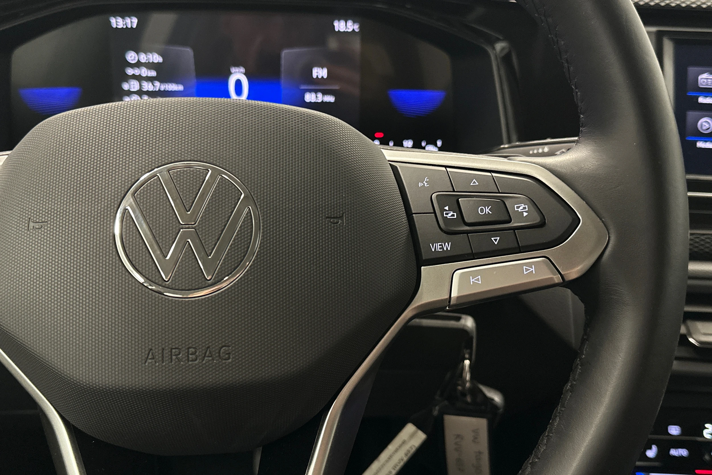 valkoinen Volkswagen Taigo 2024 kuva 12.