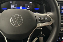 valkoinen Volkswagen Taigo 2024 kuva 12.