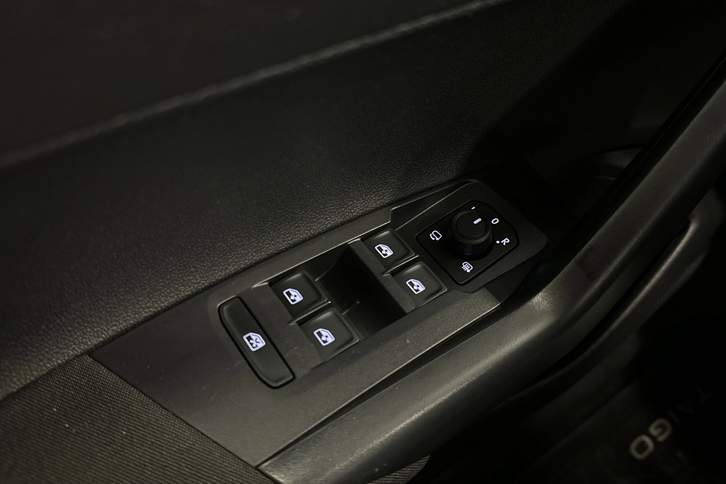 valkoinen Volkswagen Taigo 2024 kuva 15.