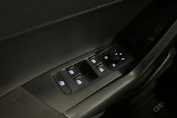 valkoinen Volkswagen Taigo 2024 kuva 15.