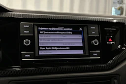 valkoinen Volkswagen Taigo 2024 kuva 18.