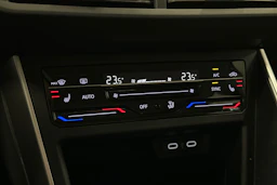 valkoinen Volkswagen Taigo 2024 kuva 22.