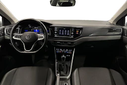 harmaa Volkswagen Taigo 2024 kuva 9.