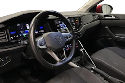 punainen Volkswagen Taigo 2024 kuva 8.