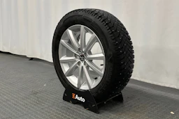 punainen Volkswagen Taigo 2024 kuva 13.