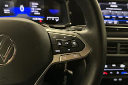 punainen Volkswagen Taigo 2024 kuva 19.