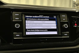 punainen Volkswagen Taigo 2024 kuva 23.
