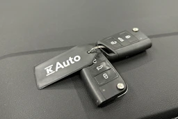 punainen Volkswagen Taigo 2024 kuva 30.