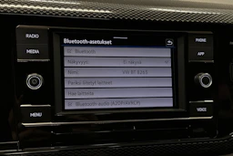 punainen Volkswagen Taigo 2024 kuva 20.