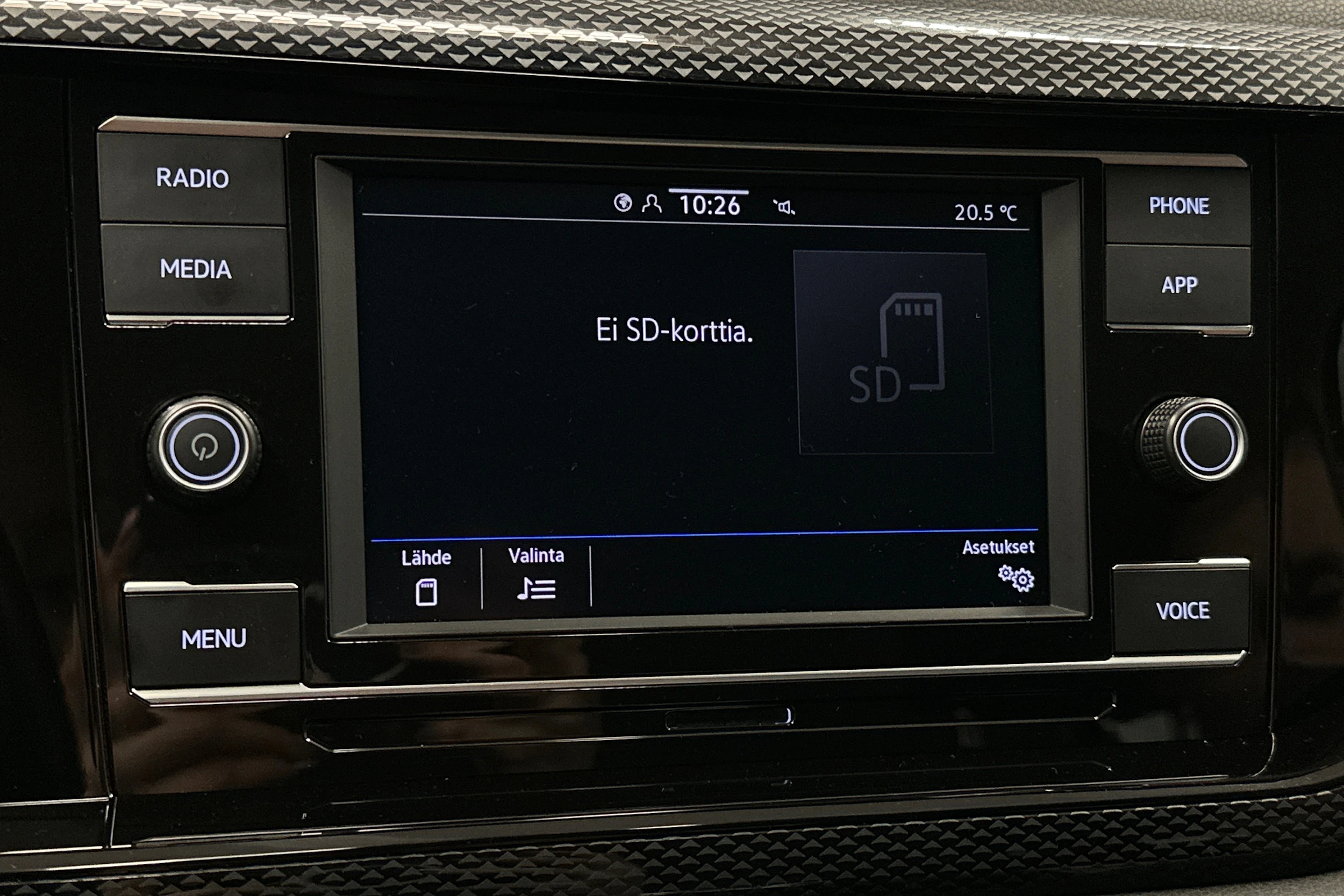 punainen Volkswagen Taigo 2024 kuva 21.