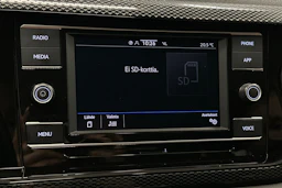 punainen Volkswagen Taigo 2024 kuva 21.