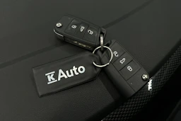 punainen Volkswagen Taigo 2024 kuva 28.